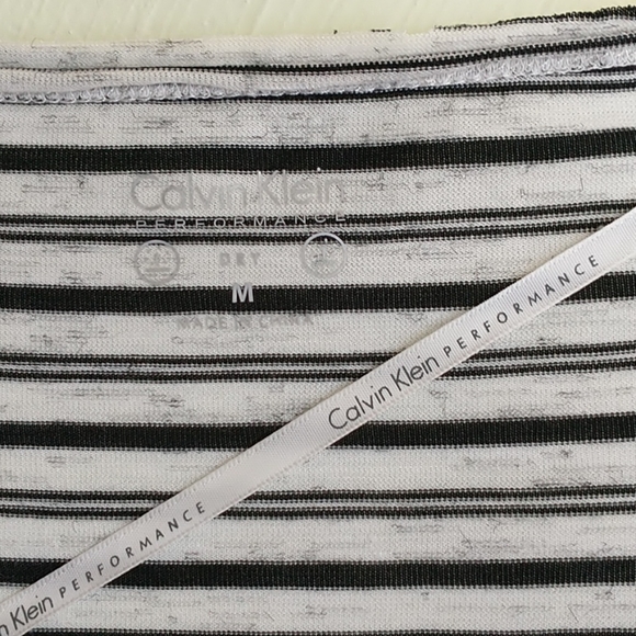 Calvin klein, performance women's t-shirt. M - Picture 2 of 4